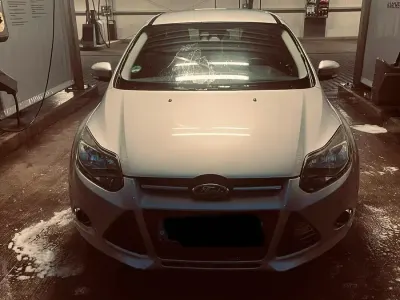 Gebraucht Ford Focus Titanium 2012 Grau Limousine
