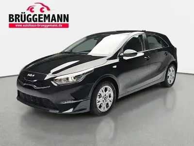 Occasion Kia Ceed Comfort 101 PK (74 kW) 2025 Zwart Hatchback