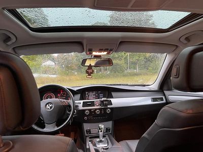BMW 525