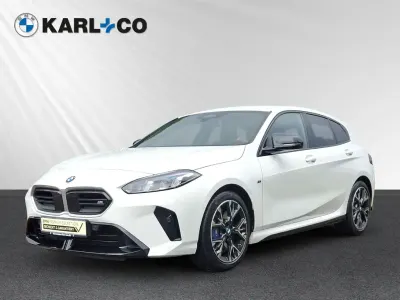 Gebraucht BMW M135 Performance 300 PS (220 kW) 2025 Weiss Kleinwagen