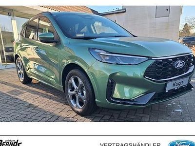 Bursting green metallic Gebraucht 2024 Ford Kuga ST-Line SUV | 34.880 € (Fairer Preis)