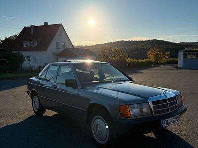 Grau Gebraucht 1988 Mercedes 190 Limousine | 3.500 €