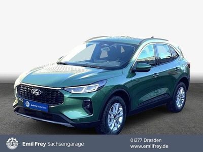 Neu Ford Kuga Titanium 152 PS (111 kW) 2026 Grün SUV