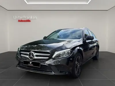 Gebraucht Mercedes C300 Avantgarde 258 PS (189 kW) 2019 Schwarz Kombi