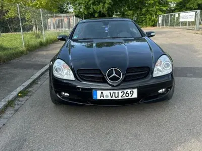 Second-hand Mercedes SLK200