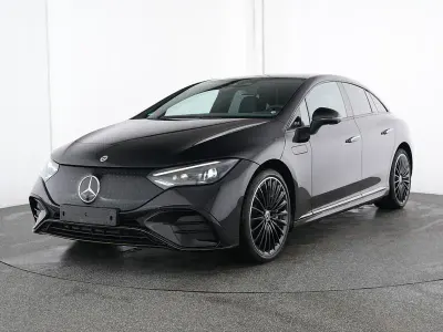 Używany Mercedes EQE300 AMG 180 kW (245 KM) 2025 Czarny Sedan/Limuzyna