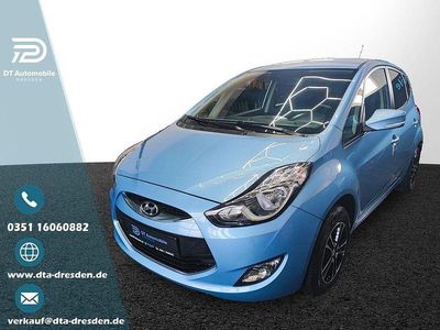 Gebraucht Hyundai ix20 125 PS (91 kW) 2015 Blau Kleinwagen