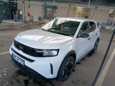 Usata Opel Frontera Edition 145 CV (106 kW) 2025 Bianco SUV