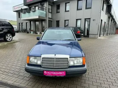 Gebraucht Mercedes 300 179 PS (131 kW) 1987 Andere Limousine