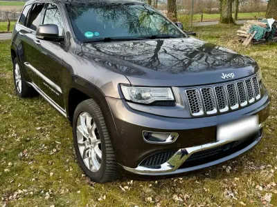 Usata Jeep Grand Cherokee Summit 250 CV (183 kW) 2014 Grigio SUV