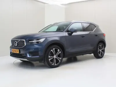 Gebraucht Volvo XC40 Inscription 179 PS (131 kW) 2022 Blau SUV
