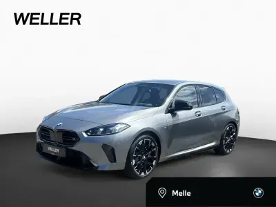 Gebraucht BMW M135 Comfort Edition 317 PS (233 kW) 2025 Skyscraper grau (grau) Kleinwagen