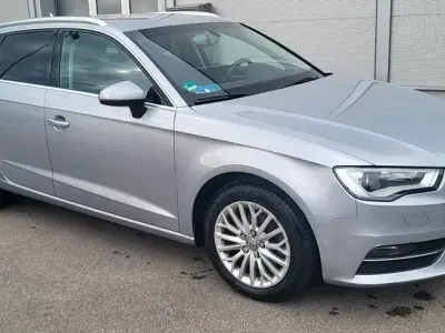 Gebraucht Audi A3 Ambiente 125 PS (91 kW) 2014 Silber Limousine