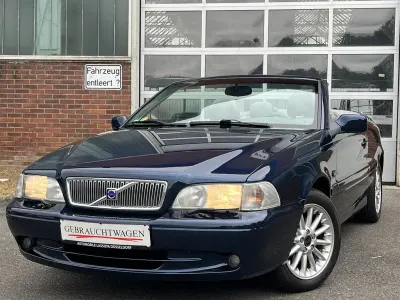 Gebraucht Volvo C70 Comfort 193 PS (141 kW) 1999 Blau Cabrio