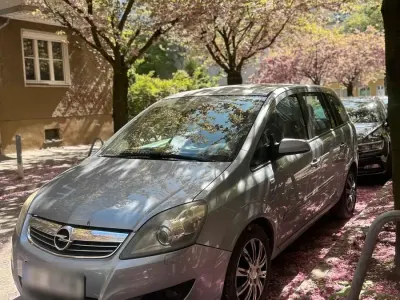Brugt Opel Zafira 110 HK (80 kW) 2008 Sølv MPV