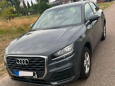 Gebraucht Audi Q2 116 PS (85 kW) 2019 Grau SUV