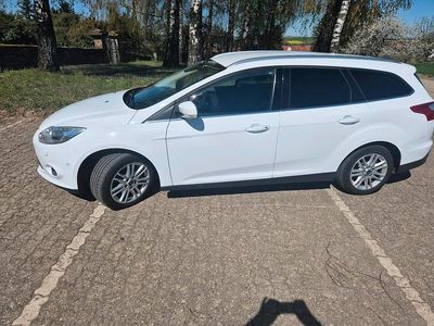 Usata Ford Focus 125 CV (91 kW) 2014 Bianco Station wagon