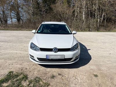 Gebraucht VW Golf VII Allstar 110 PS (80 kW) 2016 Weiß Kombi