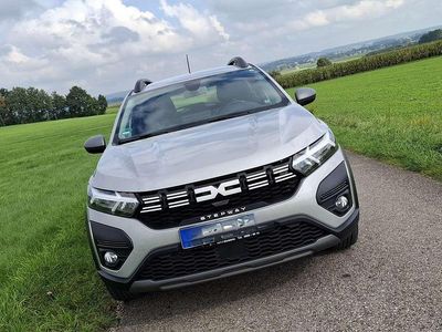 Gebraucht Dacia Sandero Comfort 91 PS (66 kW) 2023 Grau Kleinwagen