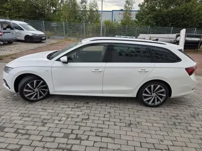 Gebraucht Skoda Octavia Tour 150 PS (110 kW) 2023 Weiß Kombi