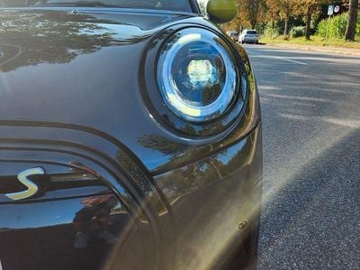Gebraucht Mini Cooper SE 135 kW (184 PS) 2022 Schwarz Kleinwagen