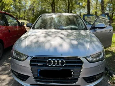 Używany Audi A4 Attraction 177 KM (130 kW) 2014 Srebrny Sedan/Limuzyna