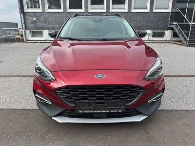 Gebraucht Ford Focus Active 150 PS (110 kW) 2019 Rot Limousine