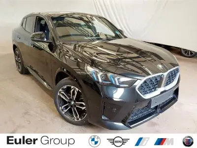 Gebraucht BMW X2 M Sport 163 PS (119 kW) 2025 Schwarz SUV