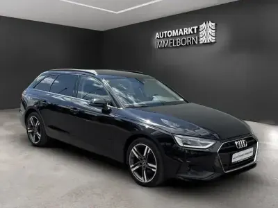 Gebraucht Audi A4 Ambiente 162 PS (119 kW) 2023 Schwarz Limousine
