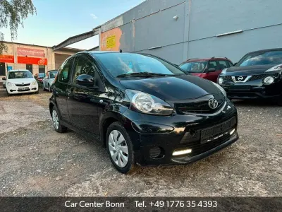 Gebraucht Toyota Aygo Cool 68 PS (50 kW) 2014 Schwarz Kleinwagen