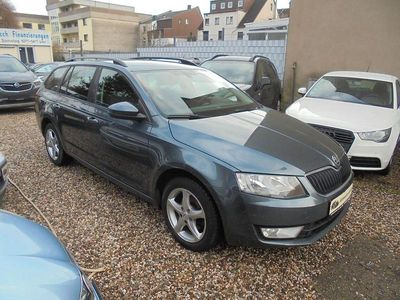 Gebraucht Skoda Octavia Ambition 150 PS (110 kW) 2015 Grau Kleinwagen