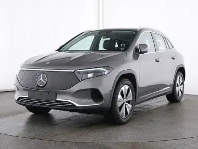 Gebraucht Mercedes EQA250 139 kW (190 PS) 2025 Metalliclack mountaingrau SUV