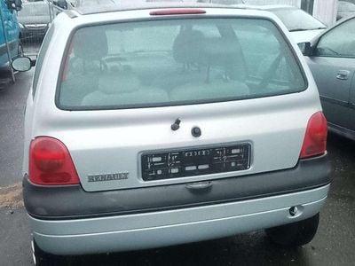 Silber Gebraucht 2003 Renault Twingo Kleinwagen | 1.399 € (Fairer Preis)