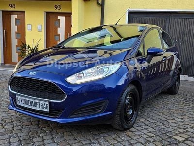 Gebraucht Ford Fiesta Trend 95 PS (69 kW) 2016 Blau Kleinwagen