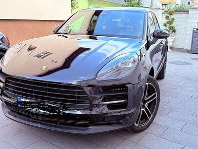 Porsche Macan S