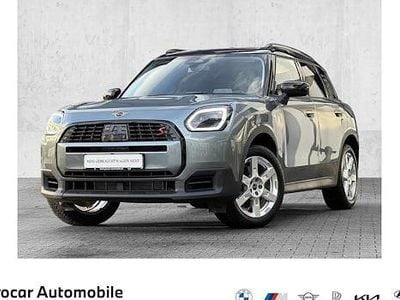Grün Gebraucht 2024 Mini Countryman Classic SUV | 33.250 € (Superpreis)