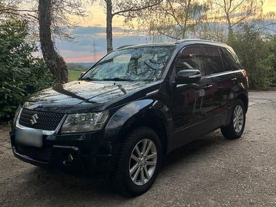 Second-hand Suzuki Vitara 120 CP (88 kW) 2022 Negru SUV