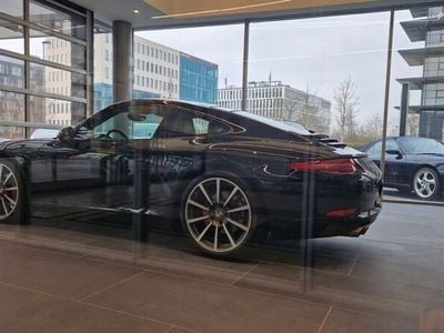 Porsche 911 Carrera S