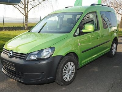 Gebraucht VW Caddy Trendline 105 PS (77 kW) 2013 Grün Van / Kleinbus