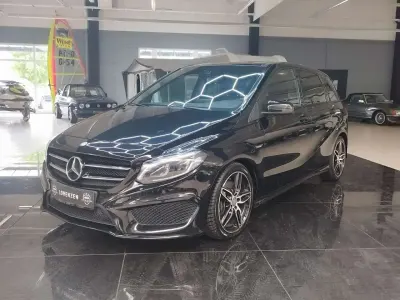 Gebraucht Mercedes B220 AMG 177 PS (130 kW) 2016 Kosmosschwarz Kleinwagen