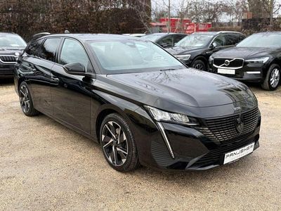 Gebraucht Peugeot 308 SW Allure 131 PS (96 kW) 2022 Schwarz Kombi