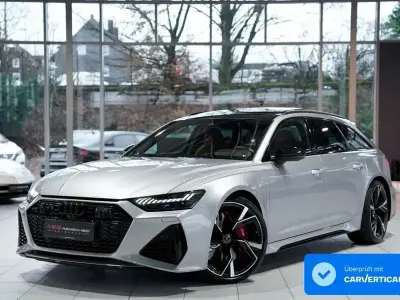 Usata Audi RS6 Ambiente 600 CV (441 kW) 2020 Argento Station wagon