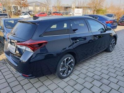 Gebraucht Toyota Auris Hybrid Design 136 PS (100 kW) 2015 Schwarz Kombi