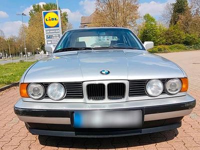 Second-hand BMW 525 190 CP (139 kW) 1990 Argintiu Berlinǎ