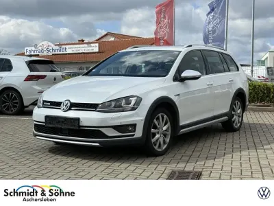 Gebraucht VW Golf Alltrack 184 PS (135 kW) 2015 Weiß metallic Kombi