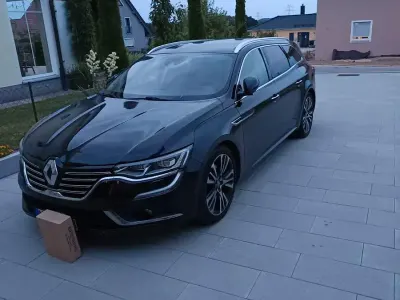 Gebraucht Renault Talisman Initiale Paris 160 PS (117 kW) 2016 Violet Kombi