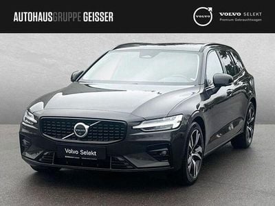 Platinum grau Gebraucht 2025 Volvo V60 Plus Kombi | 37.990 € (Guter Preis)