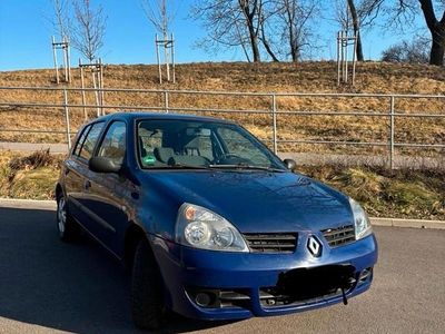 Gebraucht Renault Clio II 58 PS (42 kW) 2008 Blau Kleinwagen