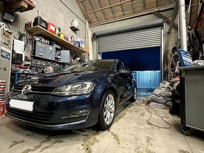Usata VW Golf VII 140 CV (102 kW) 2015 Blu Berlina