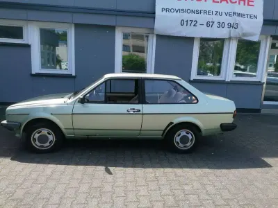 Gebraucht VW Derby 60 PS (44 kW) 1982 Grünmet Limousine